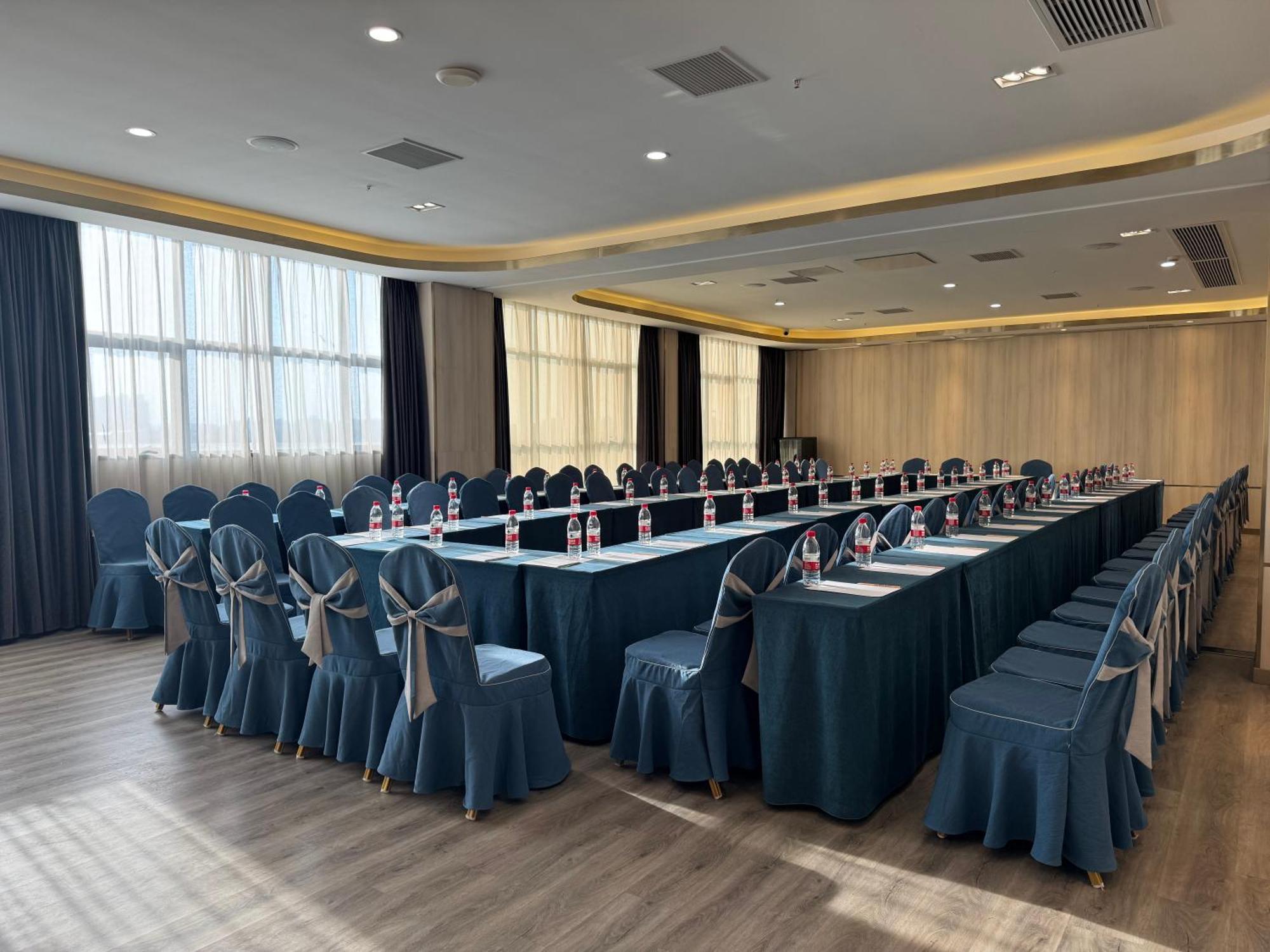 Country Inn&Suites By Radisson, Shanghai Pvg Exterior foto